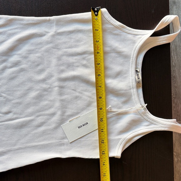 Buck Mason Women’s White Bundle M NWT Pima Boxy Crew + Rib Scoop Tank Flaw - Picture 4 of 7